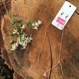 Gold Pink Flowers Stud Earrings and Necklace Set